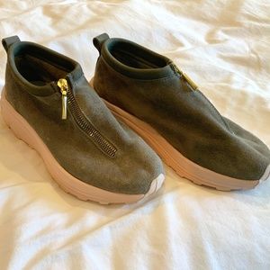 DIEMME Italian Sneakers, size 38 / 8. Suede Olive green with lt pink blush sole